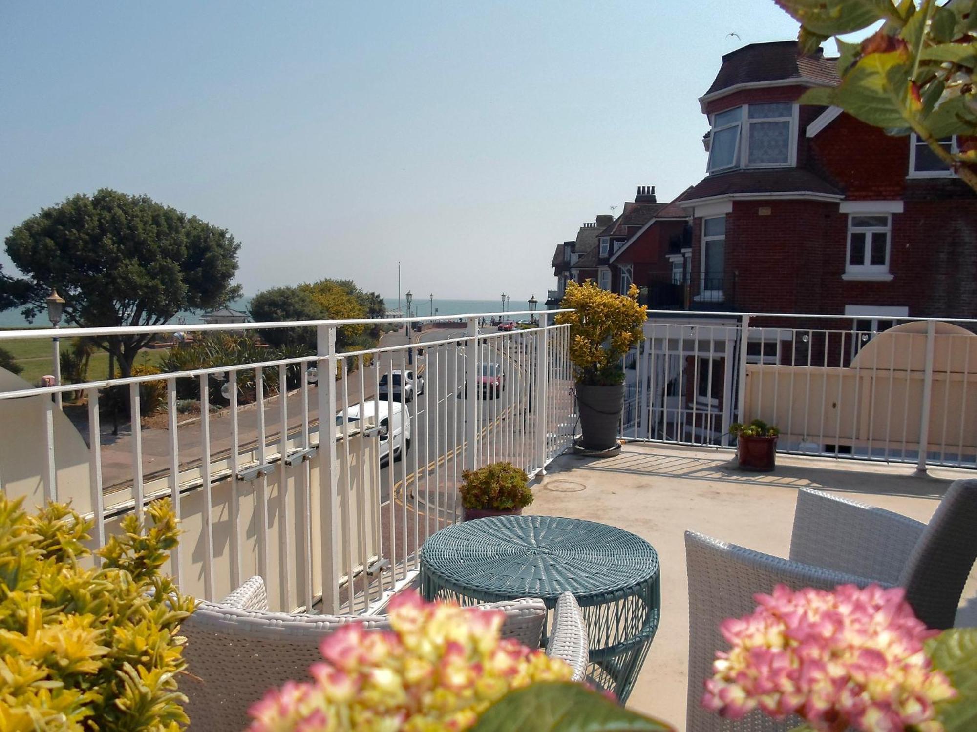The New England Hotel Eastbourne Ngoại thất bức ảnh