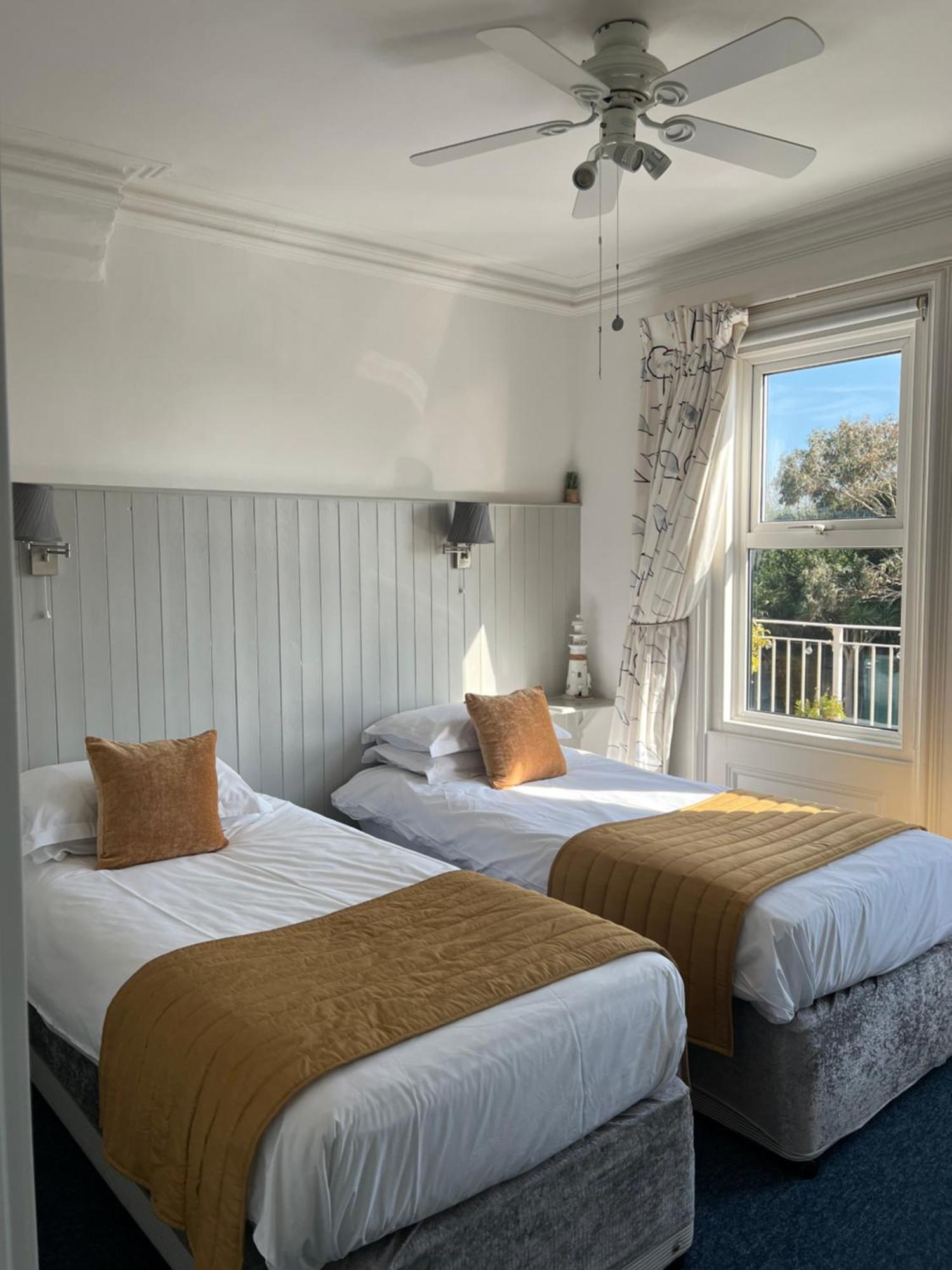 The New England Hotel Eastbourne Ngoại thất bức ảnh
